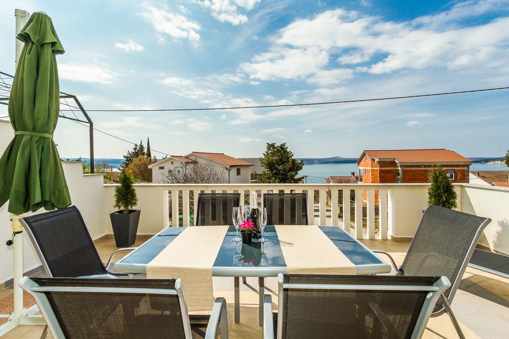 Apartmani Bregovec Maslenica Exterior photo