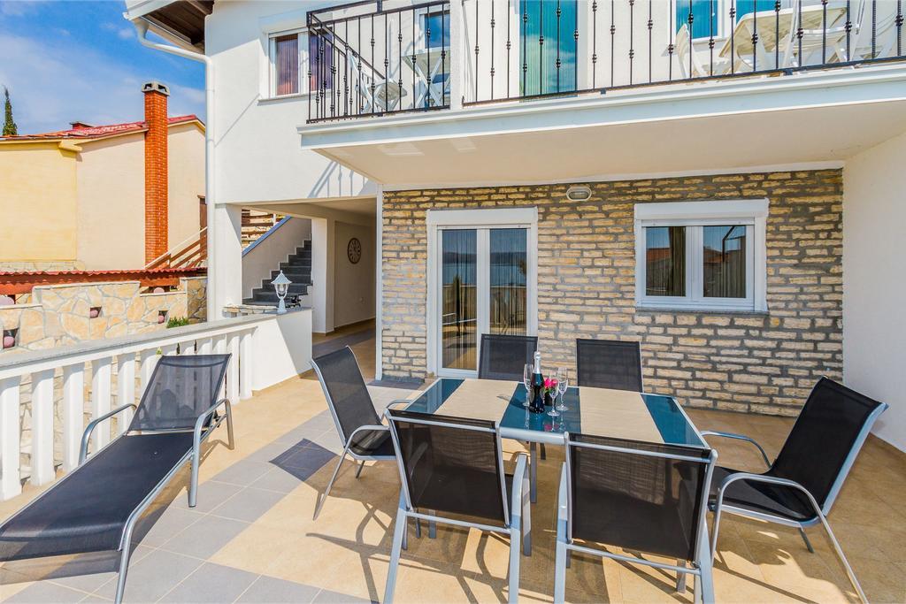 Apartmani Bregovec Maslenica Exterior photo