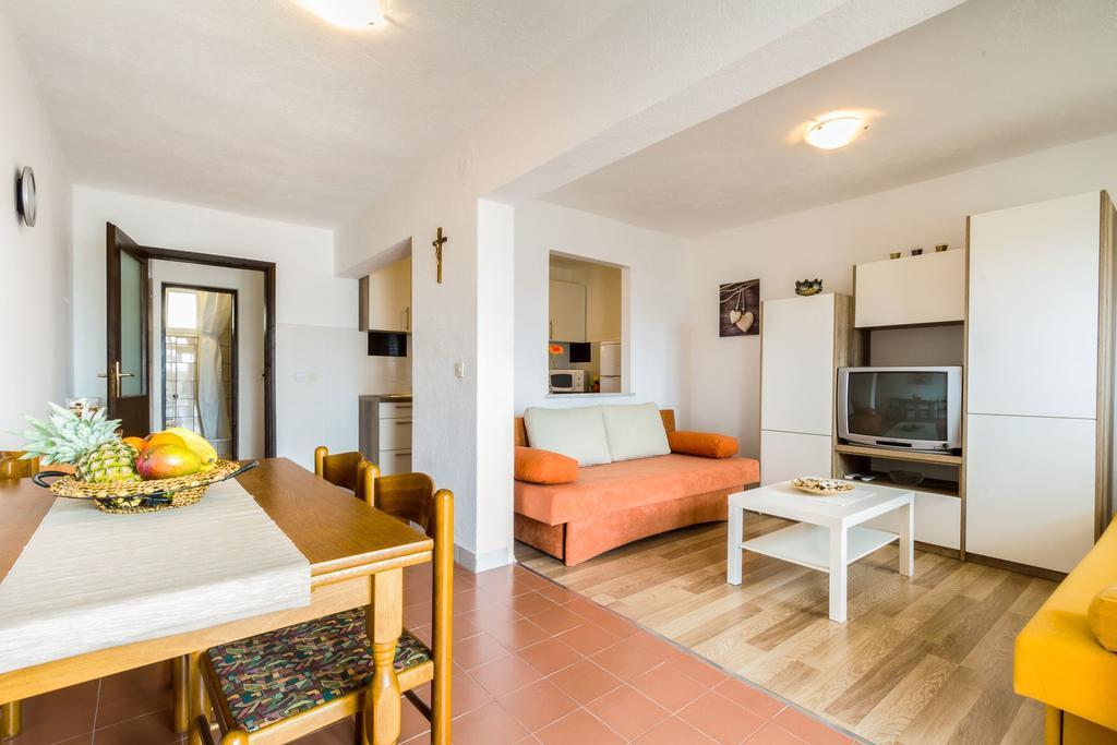 Apartmani Bregovec Maslenica Exterior photo