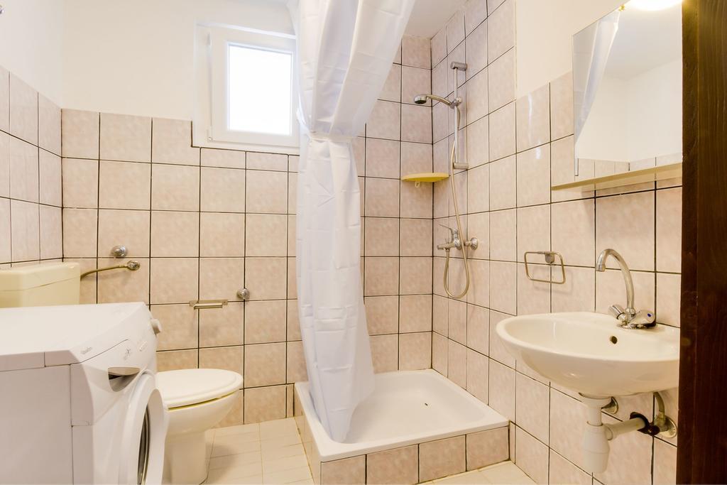 Apartmani Bregovec Maslenica Exterior photo